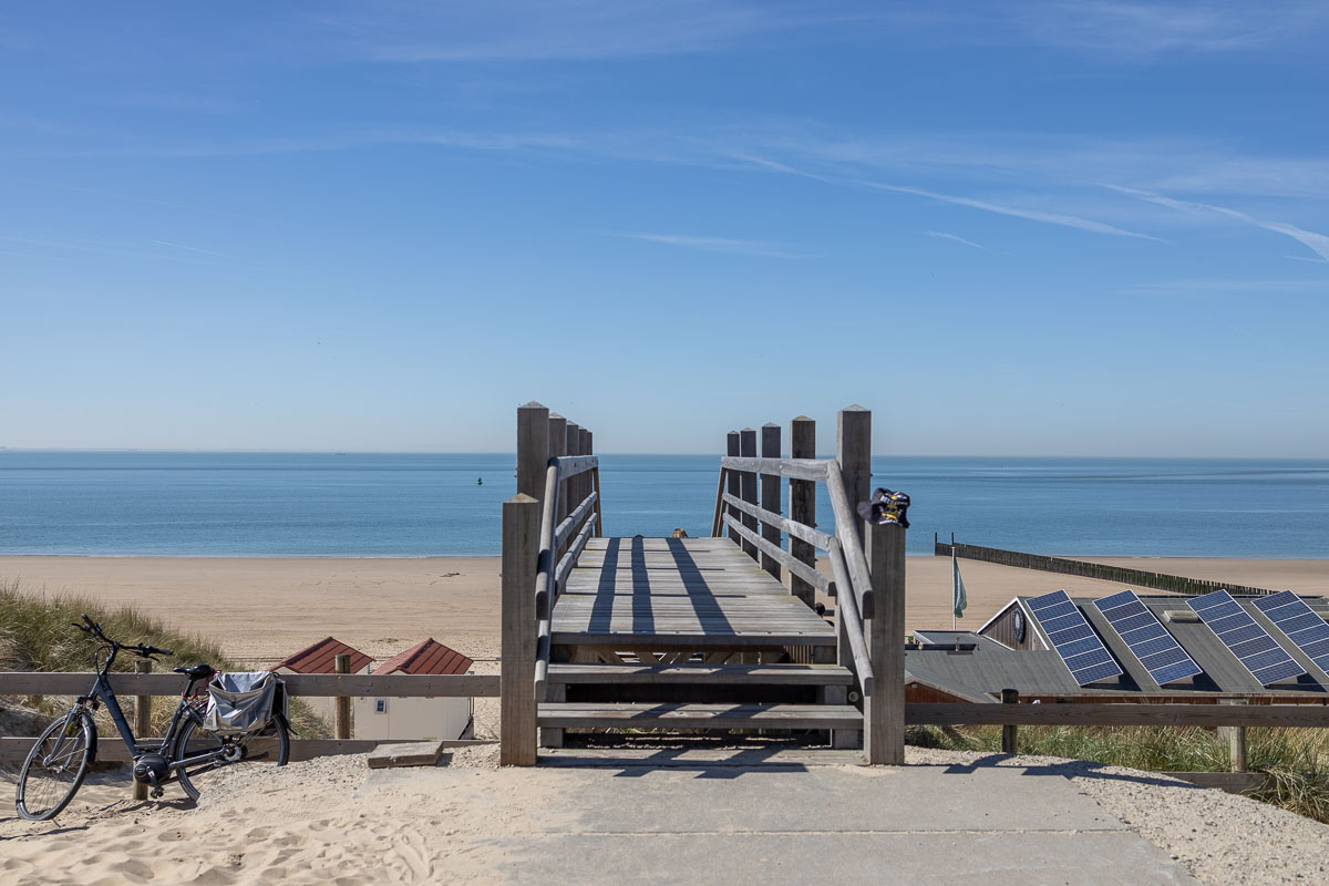 Trapovergang richting het strand